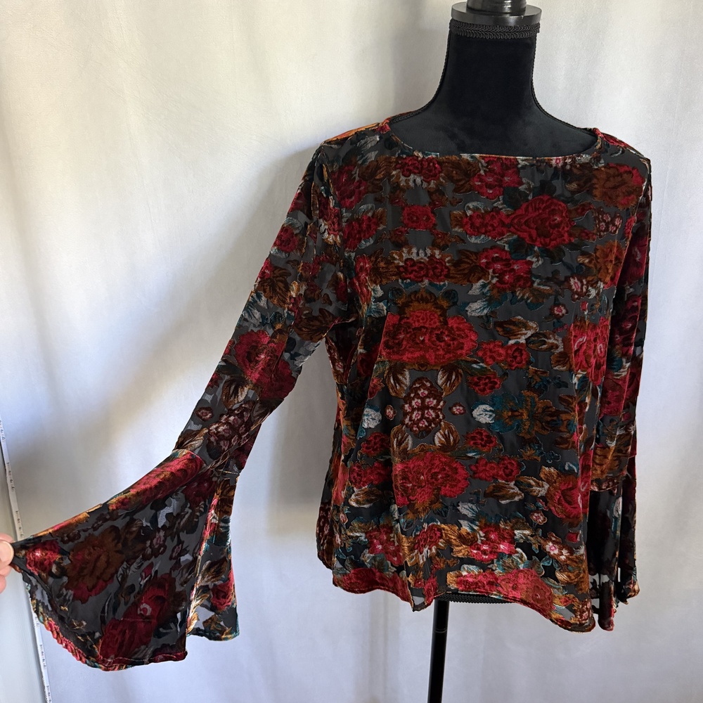 Karen Kane Blouse Womens M Floral Burnout Velvet Bell Sleeve Romantic Boho Top